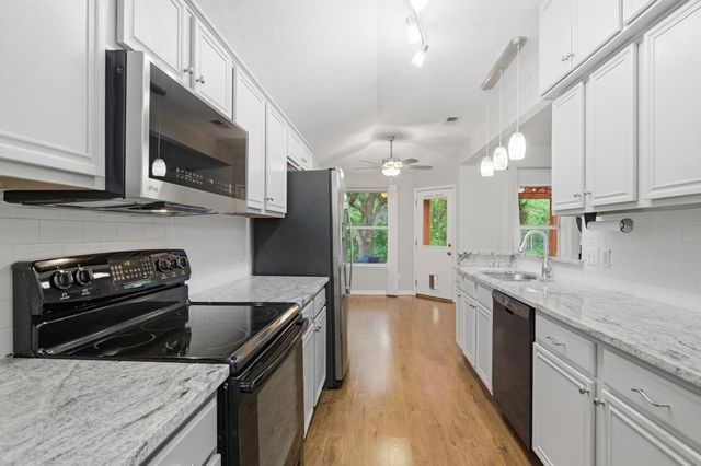 6421 Riverwater Trail, Fort Worth, TX 76179