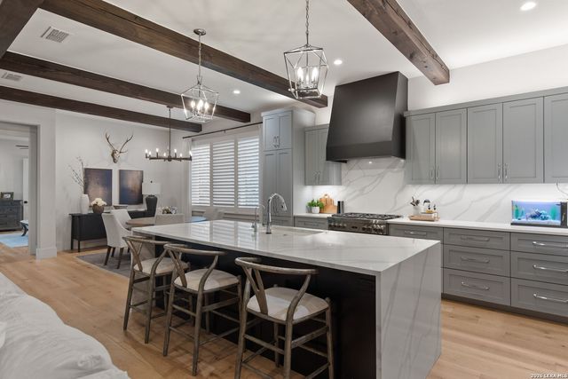 312 Frey St, Boerne, TX 78006