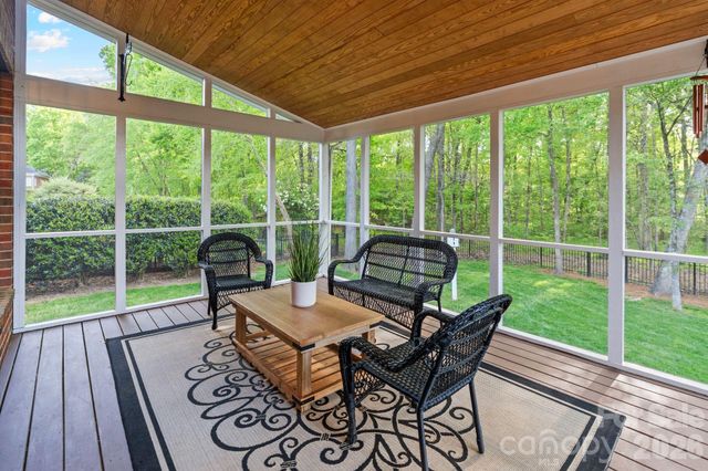 12644 Lahinch Court, Charlotte, NC 28277