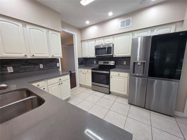 289 HANGING MOSS CIRCLE, Lake Mary, FL 32746