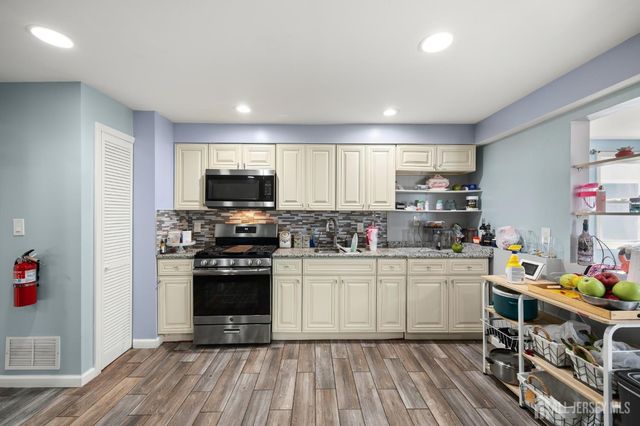 147 James Street, Hopelawn, NJ 08861