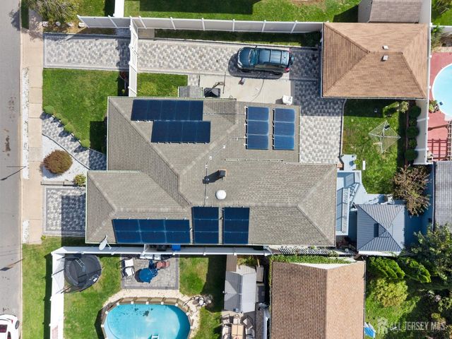 147 James Street, Hopelawn, NJ 08861
