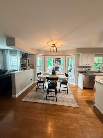 712 Maple Ridge Lane, Lexington, KY 40509