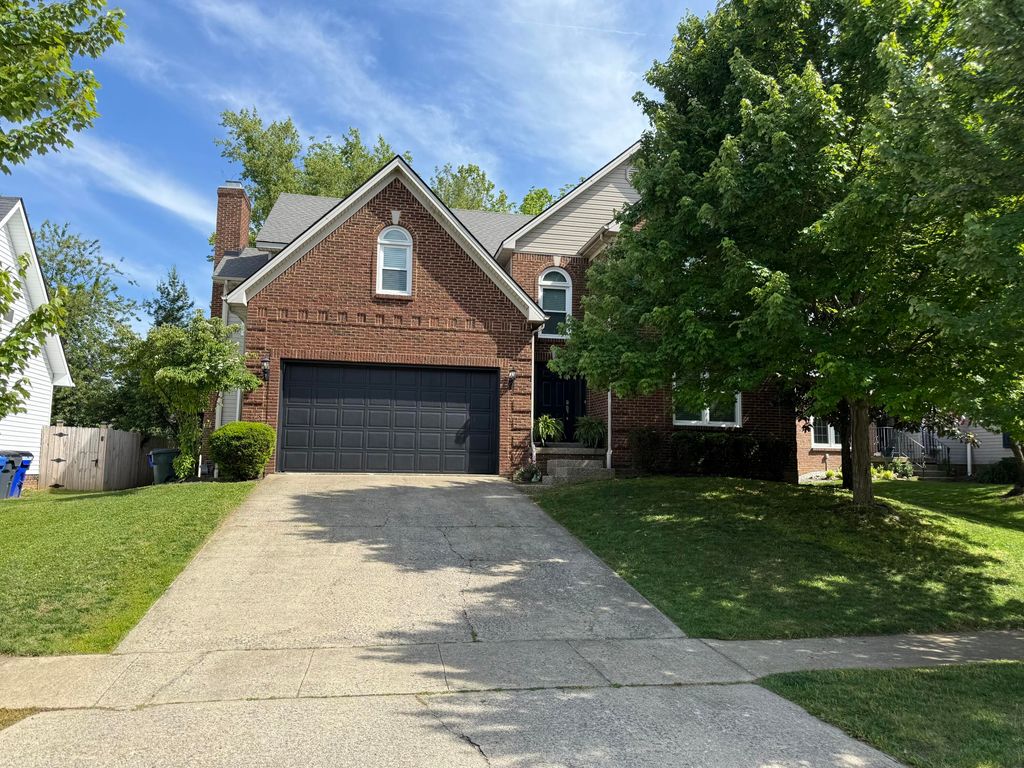 712 Maple Ridge Lane, Lexington, KY 40509