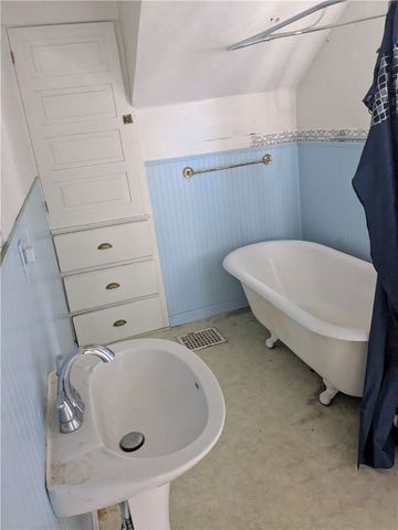 506 E Moody Ave, New Castle, PA 16105