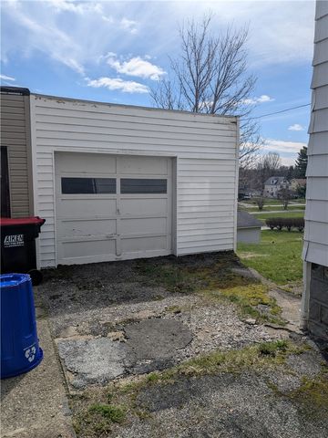 506 E Moody Ave, New Castle, PA 16105