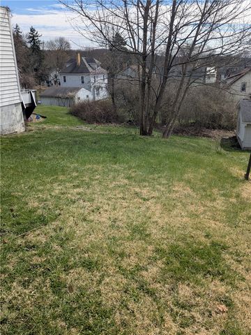 506 E Moody Ave, New Castle, PA 16105