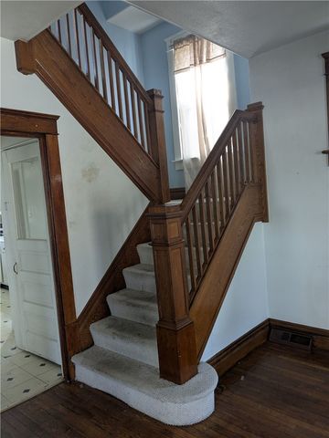 506 E Moody Ave, New Castle, PA 16105