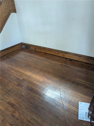 506 E Moody Ave, New Castle, PA 16105