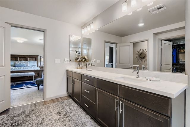 356 Coastal Fog Avenue, Las Vegas, NV 89183