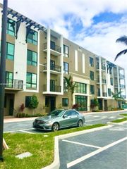 4700 NW 84th Avenue 15, Doral, FL 33166