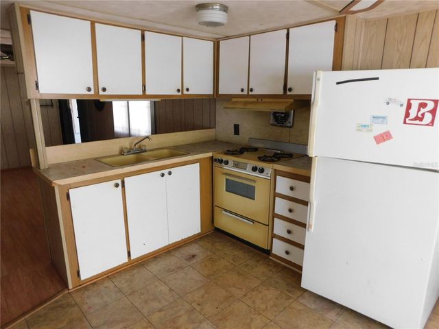 34912 HAWKIOWA ROAD, Dade City, FL 33523