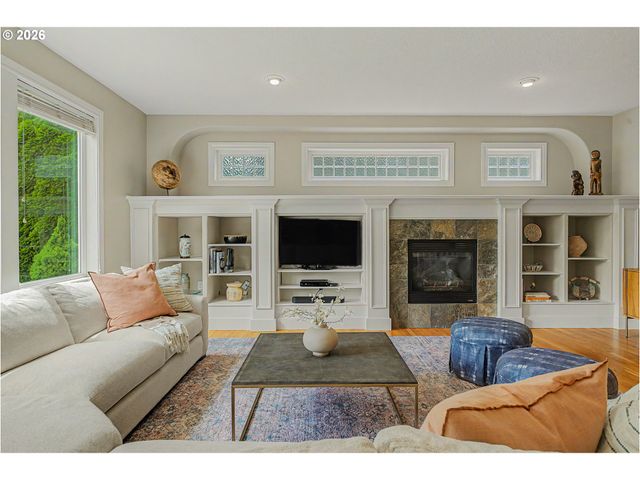 18378 Sw ORCHARD HILL Ln, Sherwood, OR 97140