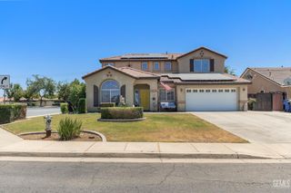 118 Emerald Isle Way, Bakersfield, CA 93314