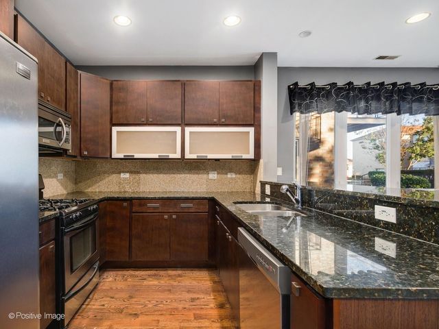 7932 W GRAND Avenue 1E, Elmwood Park, IL 60707