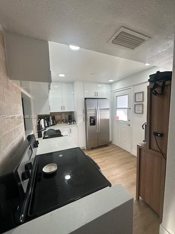 1401 NE 191st Street D214, Miami, FL 33179