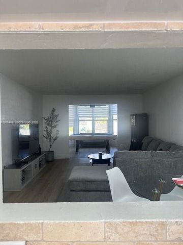 1401 NE 191st Street D214, Miami, FL 33179