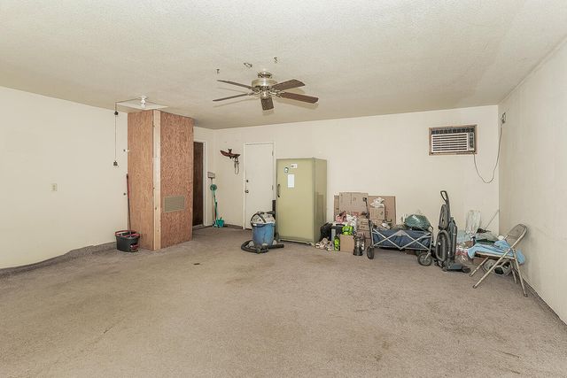 22085 Watts Valley Road, Sanger, CA 93657