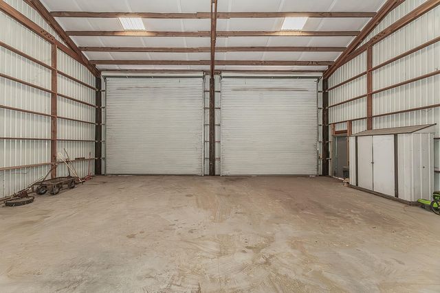 22085 Watts Valley Road, Sanger, CA 93657