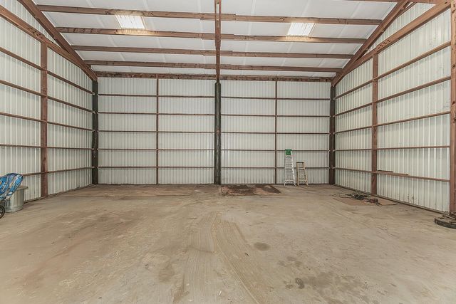 22085 Watts Valley Road, Sanger, CA 93657