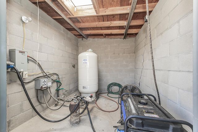 22085 Watts Valley Road, Sanger, CA 93657