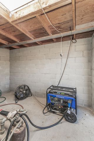 22085 Watts Valley Road, Sanger, CA 93657
