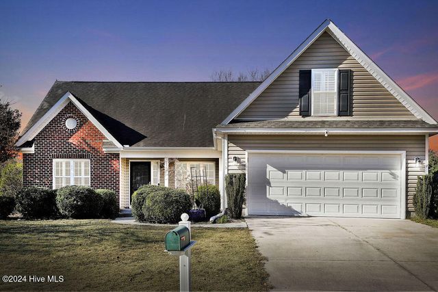 159 Emerald Ridge Drive, Hampstead, NC 28443