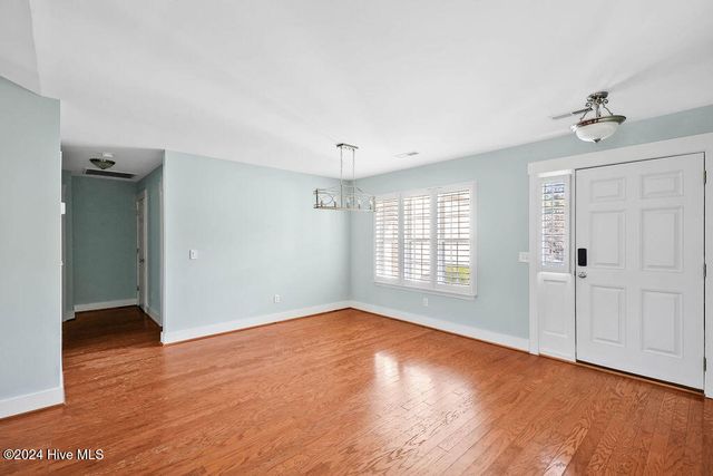159 Emerald Ridge Drive, Hampstead, NC 28443