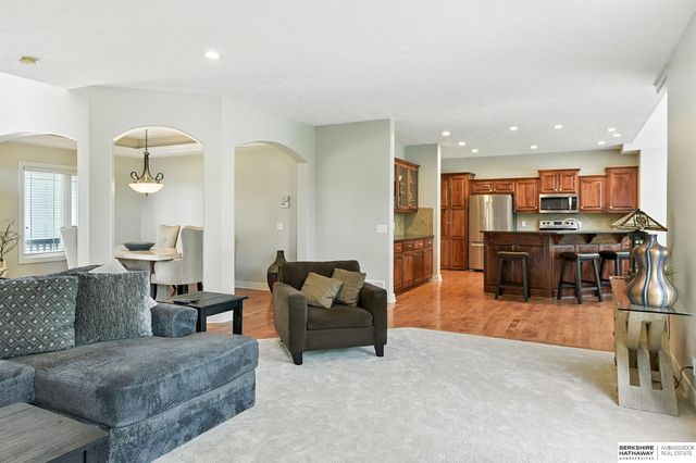 7606 S 195th Street, Gretna, NE 68028