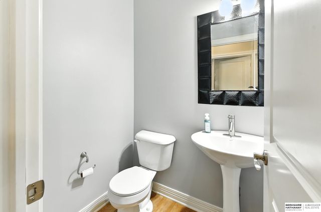 7606 S 195th Street, Gretna, NE 68028