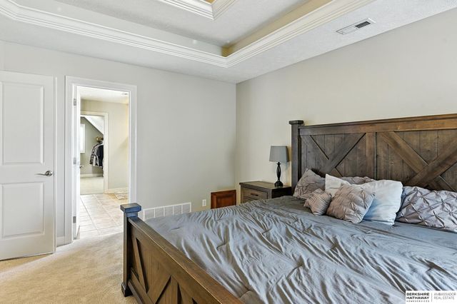 7606 S 195th Street, Gretna, NE 68028