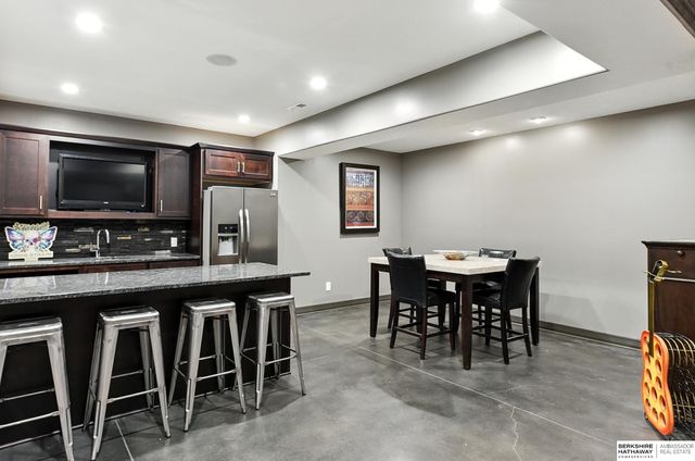 7606 S 195th Street, Gretna, NE 68028