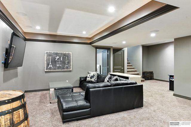 7606 S 195th Street, Gretna, NE 68028