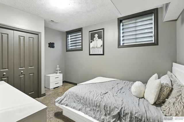 7606 S 195th Street, Gretna, NE 68028