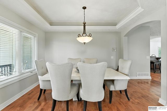 7606 S 195th Street, Gretna, NE 68028