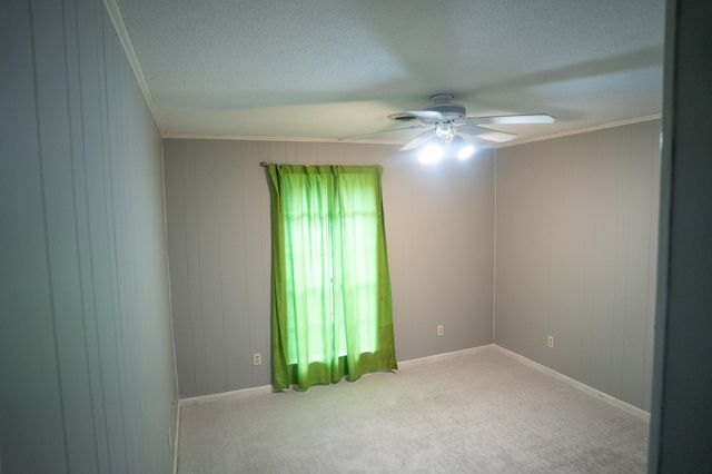 1406 MEADOWBROOK, Columbia, MS 39429