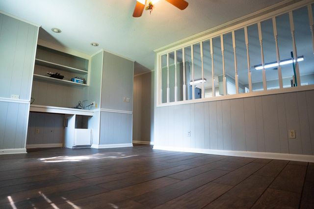 1406 MEADOWBROOK, Columbia, MS 39429