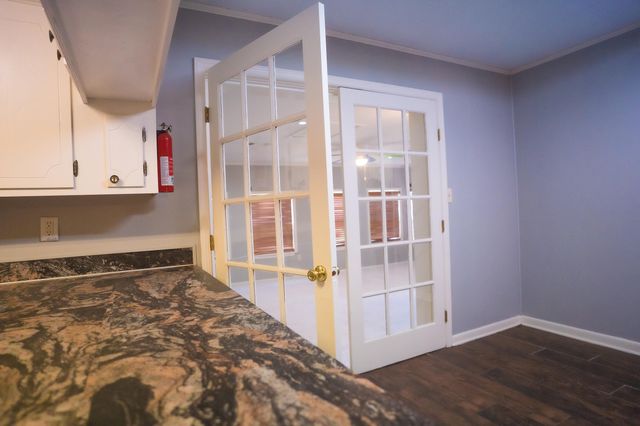 1406 MEADOWBROOK, Columbia, MS 39429