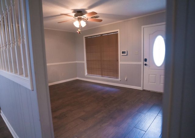 1406 MEADOWBROOK, Columbia, MS 39429