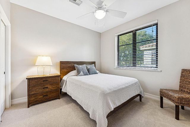 610 Via Villagio, Hypoluxo, FL 33462