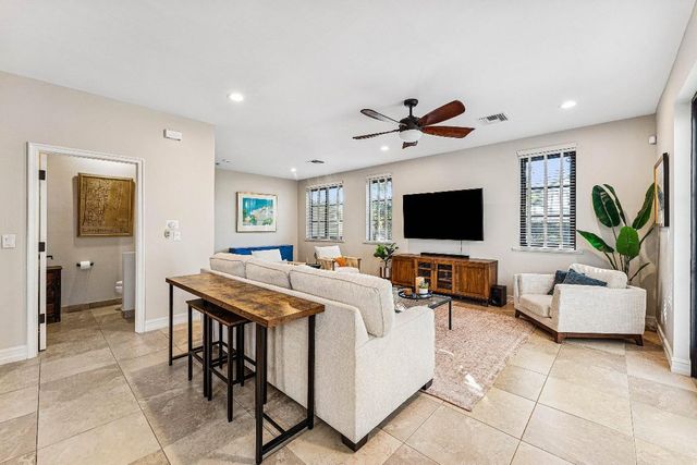 610 Via Villagio, Hypoluxo, FL 33462