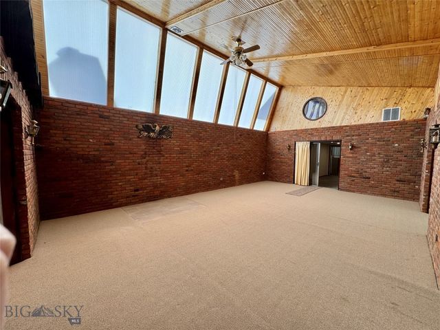 55 Equis Lane, Butte, MT 59701