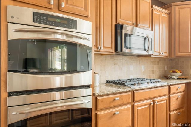 2552 Red Hawk Ridge Drive, Castle Rock, CO 80109