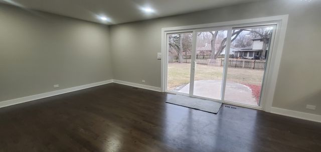 16 W Bailey Road, Naperville, IL 60565