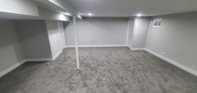 16 W Bailey Road, Naperville, IL 60565