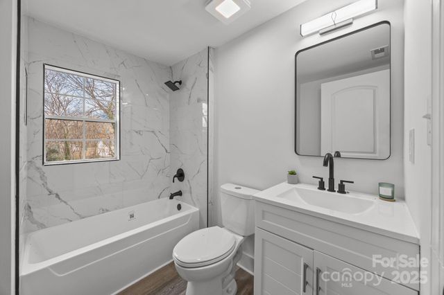 1035 Gibson Street, Albemarle, NC 28001