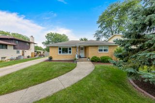 17209 70th Avenue, Tinley Park, IL 60477