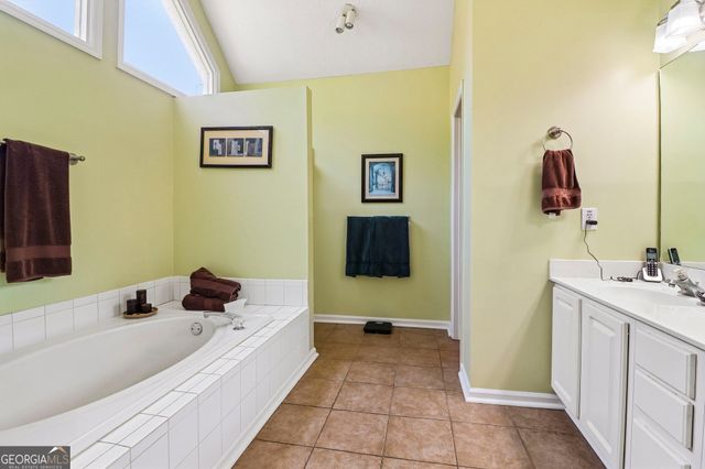 115 Parkside Drive, Stockbridge, GA 30281
