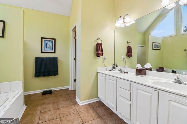 115 Parkside Drive, Stockbridge, GA 30281
