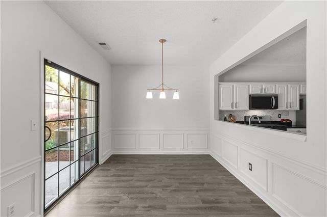 133 Regent Place, Woodstock, GA 30188